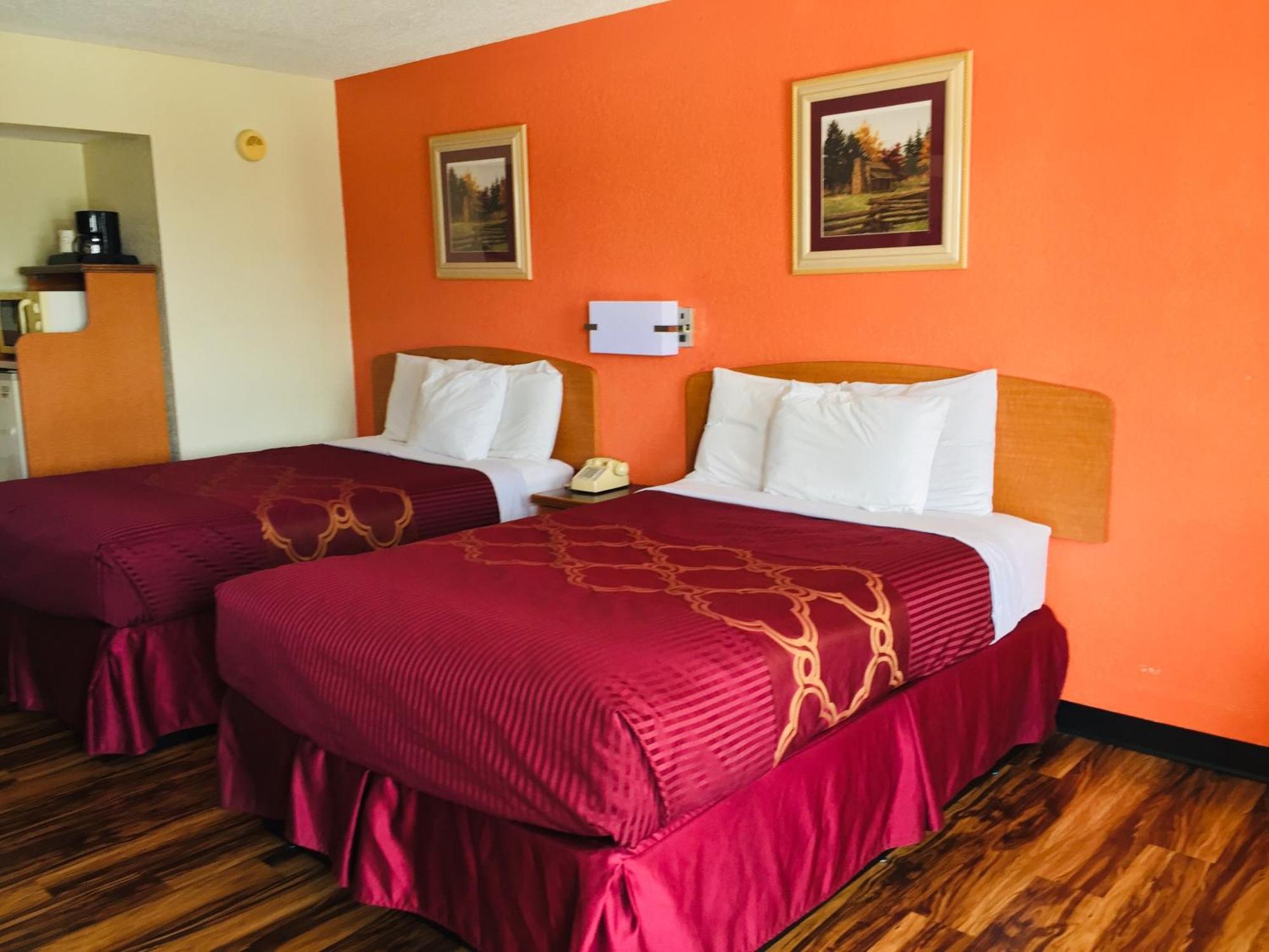 Bear Mount Inn & Suites Pigeon Forge Pokoj fotografie