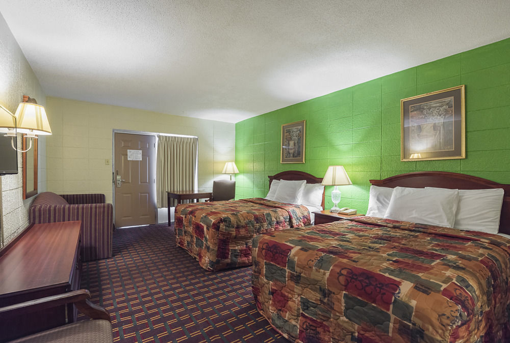 Bear Mount Inn & Suites Pigeon Forge Exteriér fotografie
