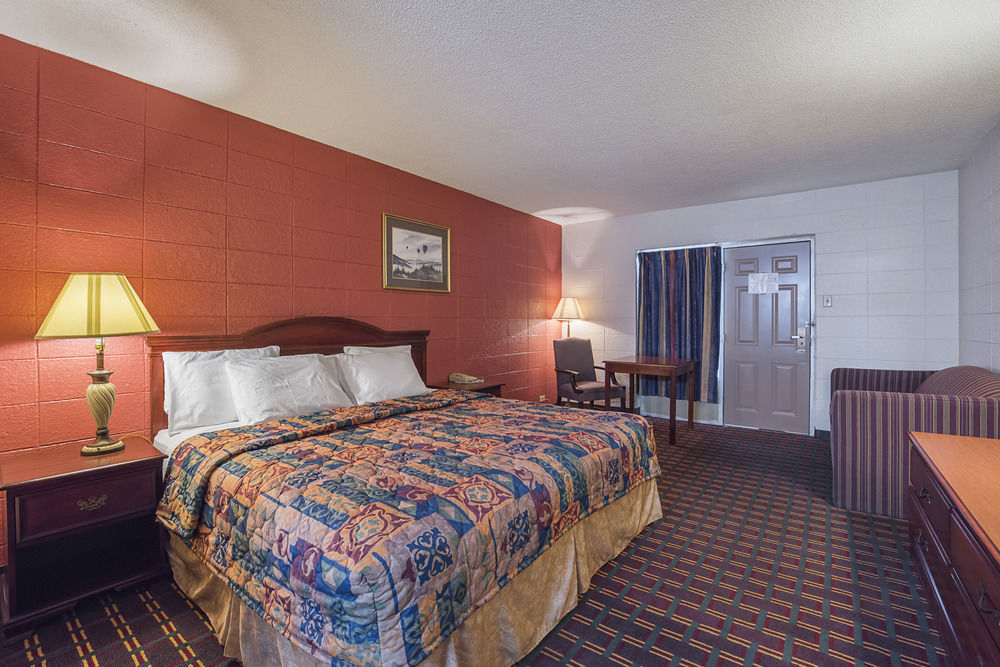 Bear Mount Inn & Suites Pigeon Forge Exteriér fotografie